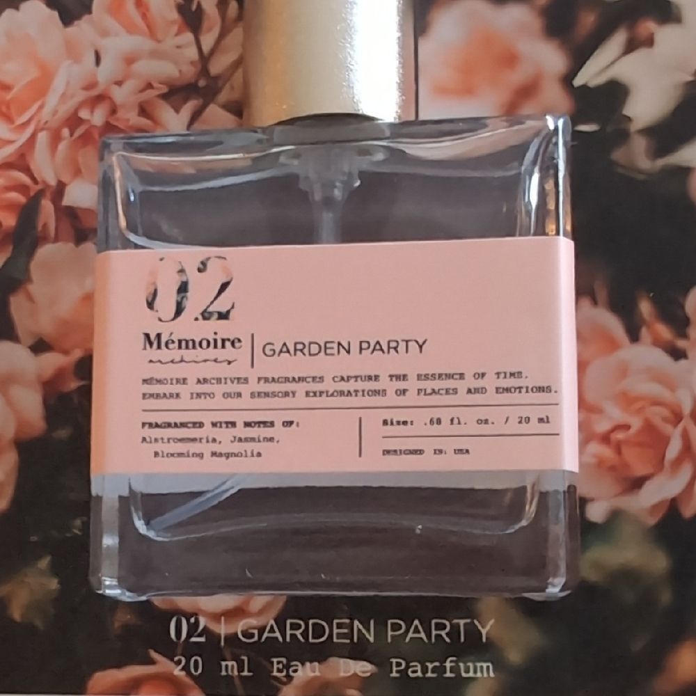 Memoire/Sulfate , paraben  Phthalate Free Garden Party Eau de Parfum 20ml NO Box